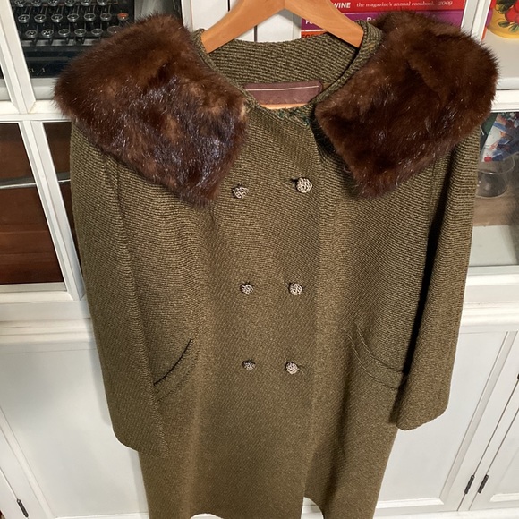 Stunning olive green vintage Shagmoor May Co. Coat fur collar small /medium - Picture 5 of 10